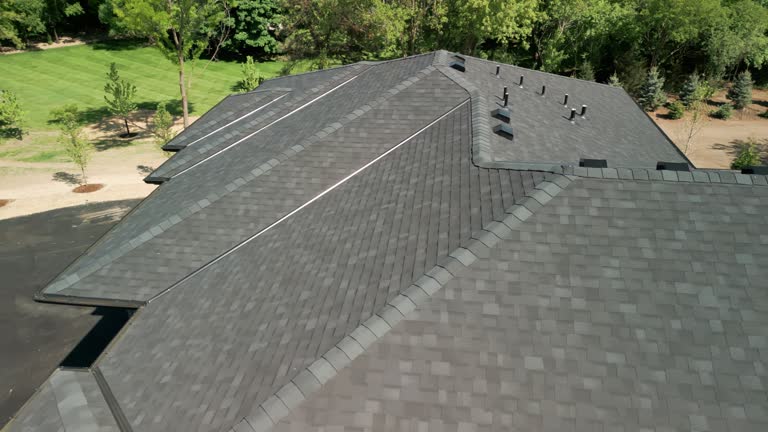 Best Roof Moss and Algae Removal  in Kaumakani, HI